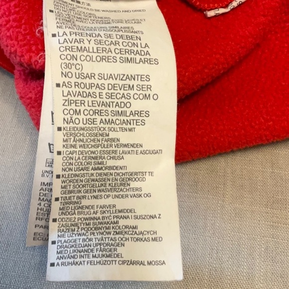 Under Armour Black and Red Hooded Jacket - Picture 7 of 10